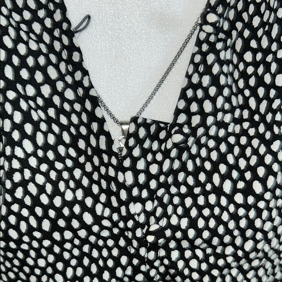 Black and White Polka Dot Blouse - Picture 2 of 6